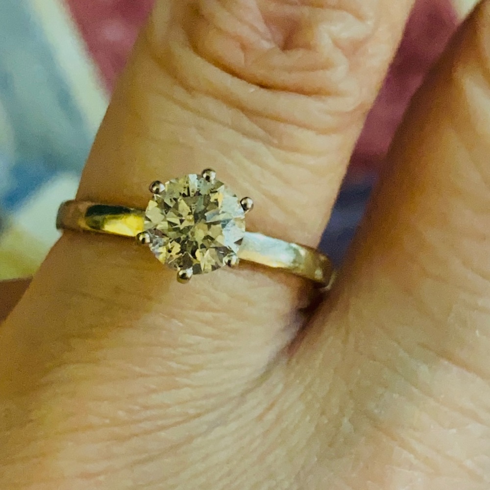 Beautiful diamond ring